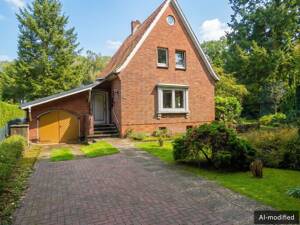 Charmantes, kleines, sanierungsbedürftiges Haus aus den 50`ern auf großem Grundstück.