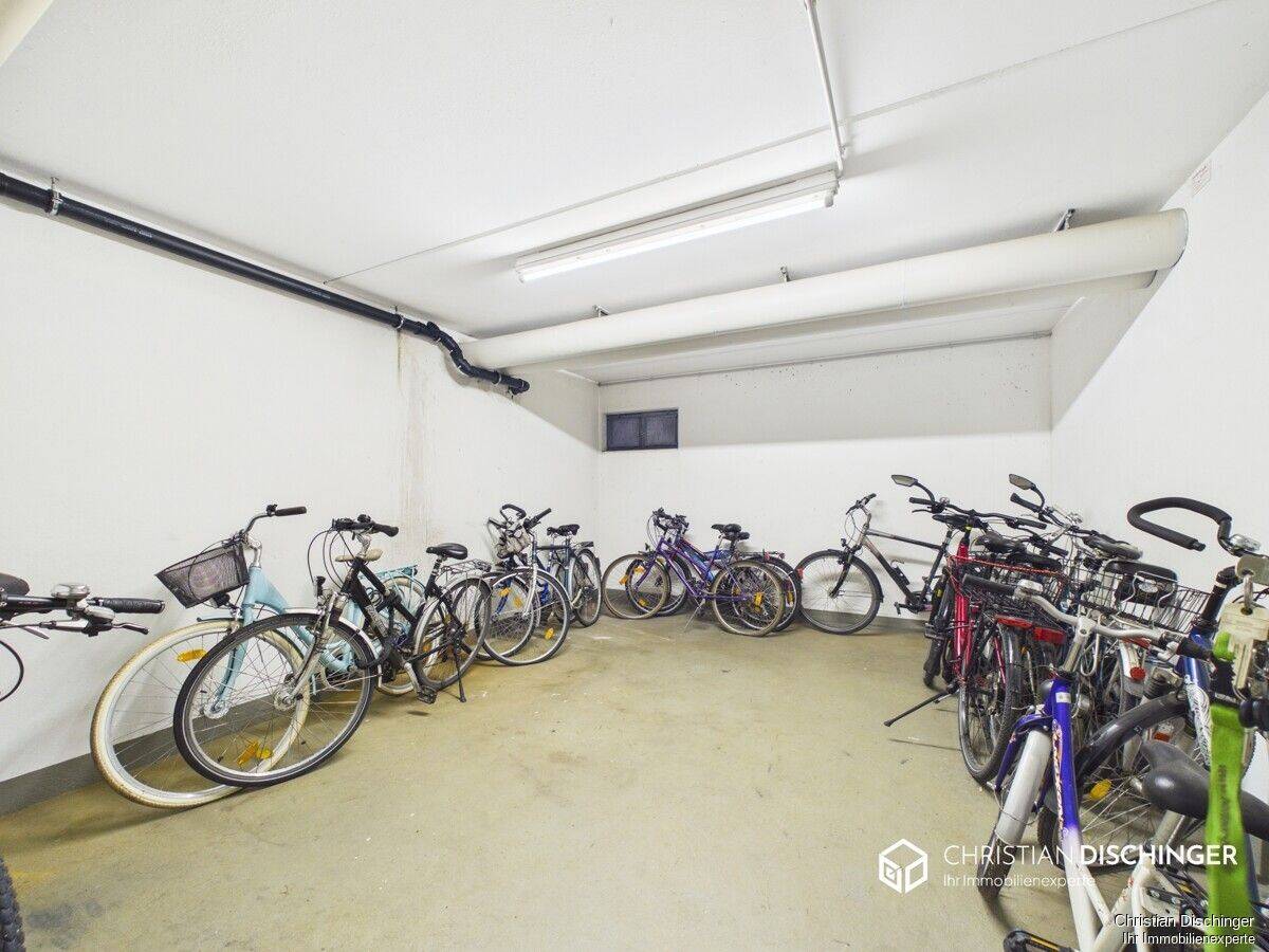 Gepflegte 3-Zimmer-Eigentumswohnung mit Balkon und Tiefgarage - ideal für Eigennutzer und Kapitalanleger – Leipzig – Vorschaubild 8