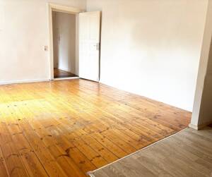 Charmante Altbauwohnung im beliebten Kreuzberger Kiez - 2-Zimmer mit Dielenboden, provisionsfrei – 10999 Berlin – Vorschaubild 2