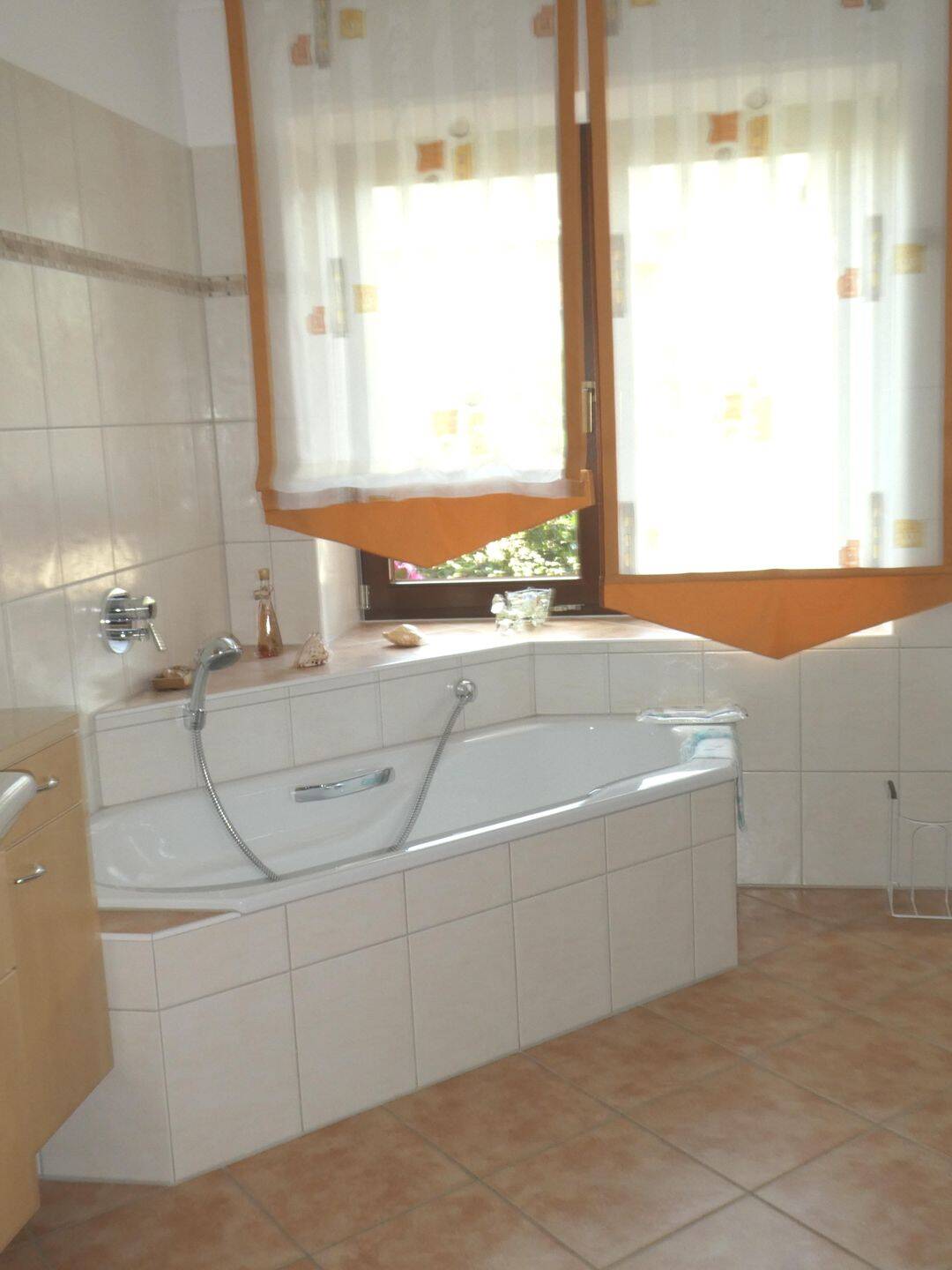 Geräumiges Wohnhaus mit viel Platz und großem Grundstück! – Hüllhorst – Vorschaubild 9