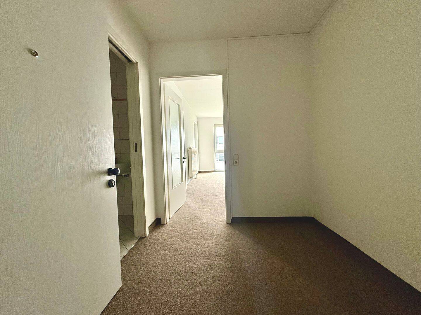 BARRIEREFREI - APARTMENT MIT BALKON - SENIOR LIVING - – Chemnitz – Vorschaubild 7