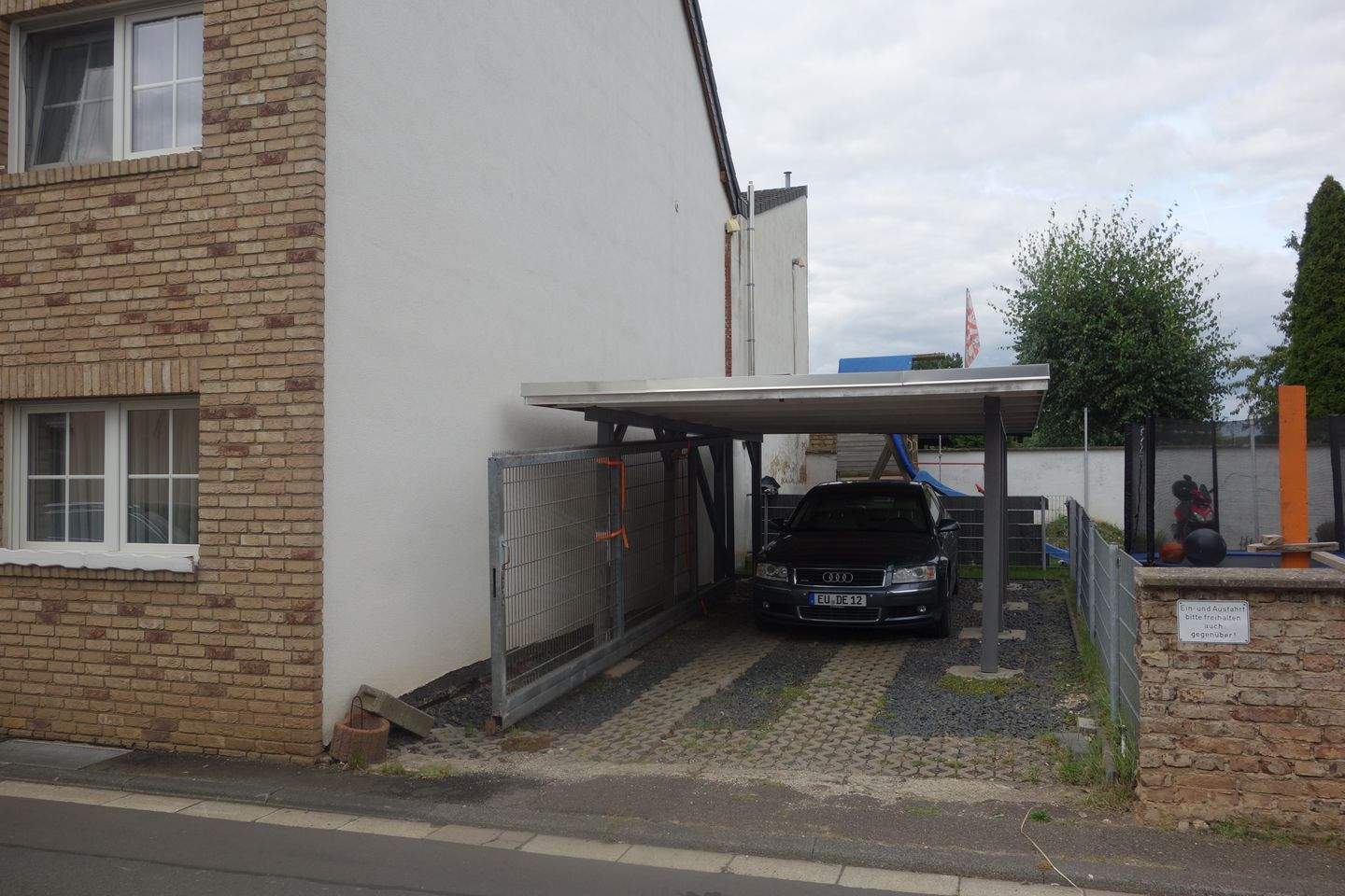 Doppelhaus in ruhiger Lage, 5-8 Min. vom Stadtzentrum VERKAUF NUR BEIDE OBJEKTE GEMEINSAM – Euskirchen – Vorschaubild 4