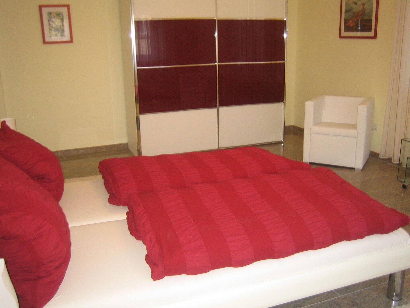ZENTRAL UND EXKLUSIV - 2-Zimmer-Wohnung in S-Mitte/Süd, Waschmaschine - 2147 – Stuttgart – Vorschaubild 7
