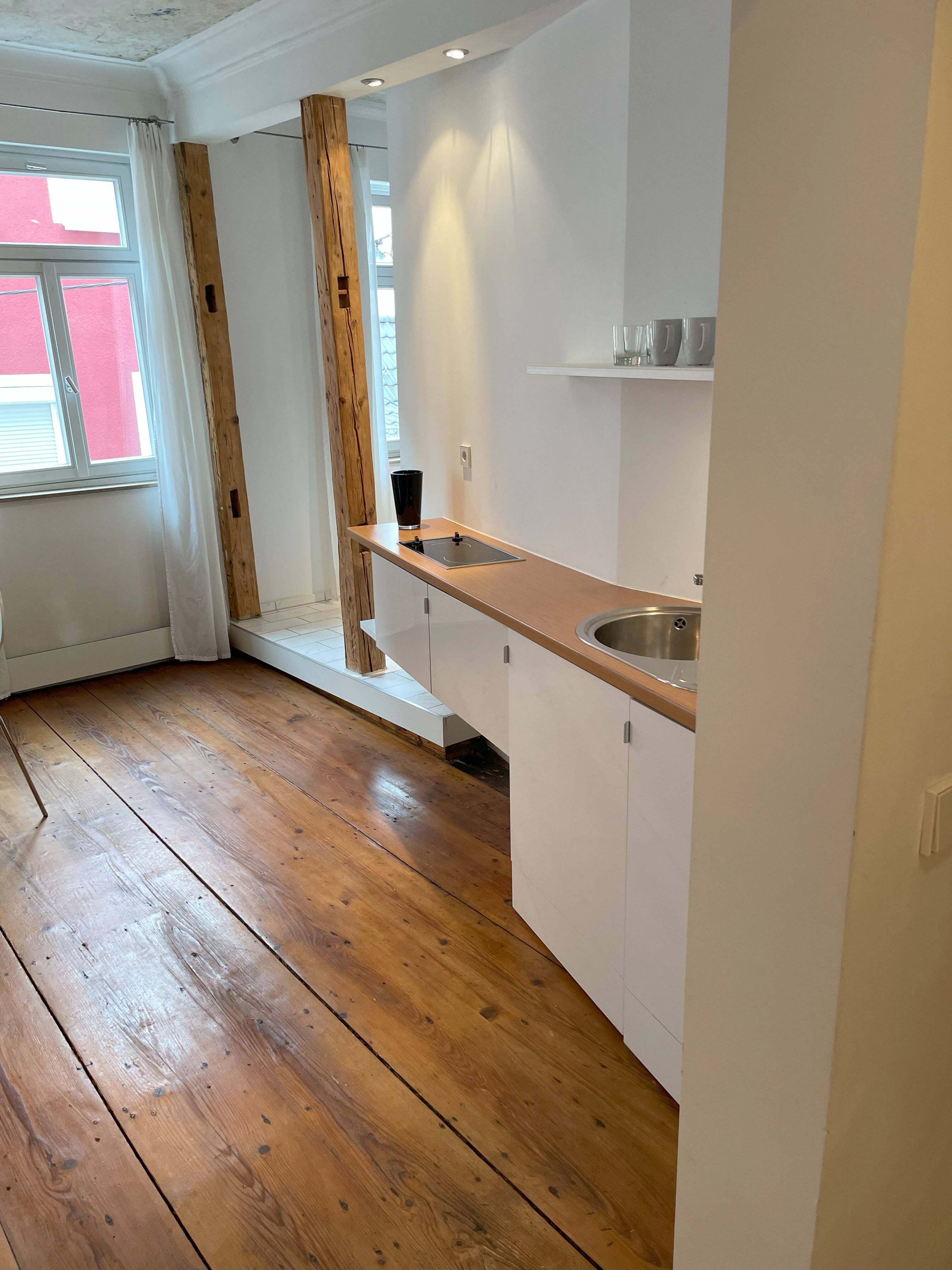 LOFT-APARTMENT - S-Mitte, WLAN inkl., modern, exklusiv - 2174 – Stuttgart – Vorschaubild 4