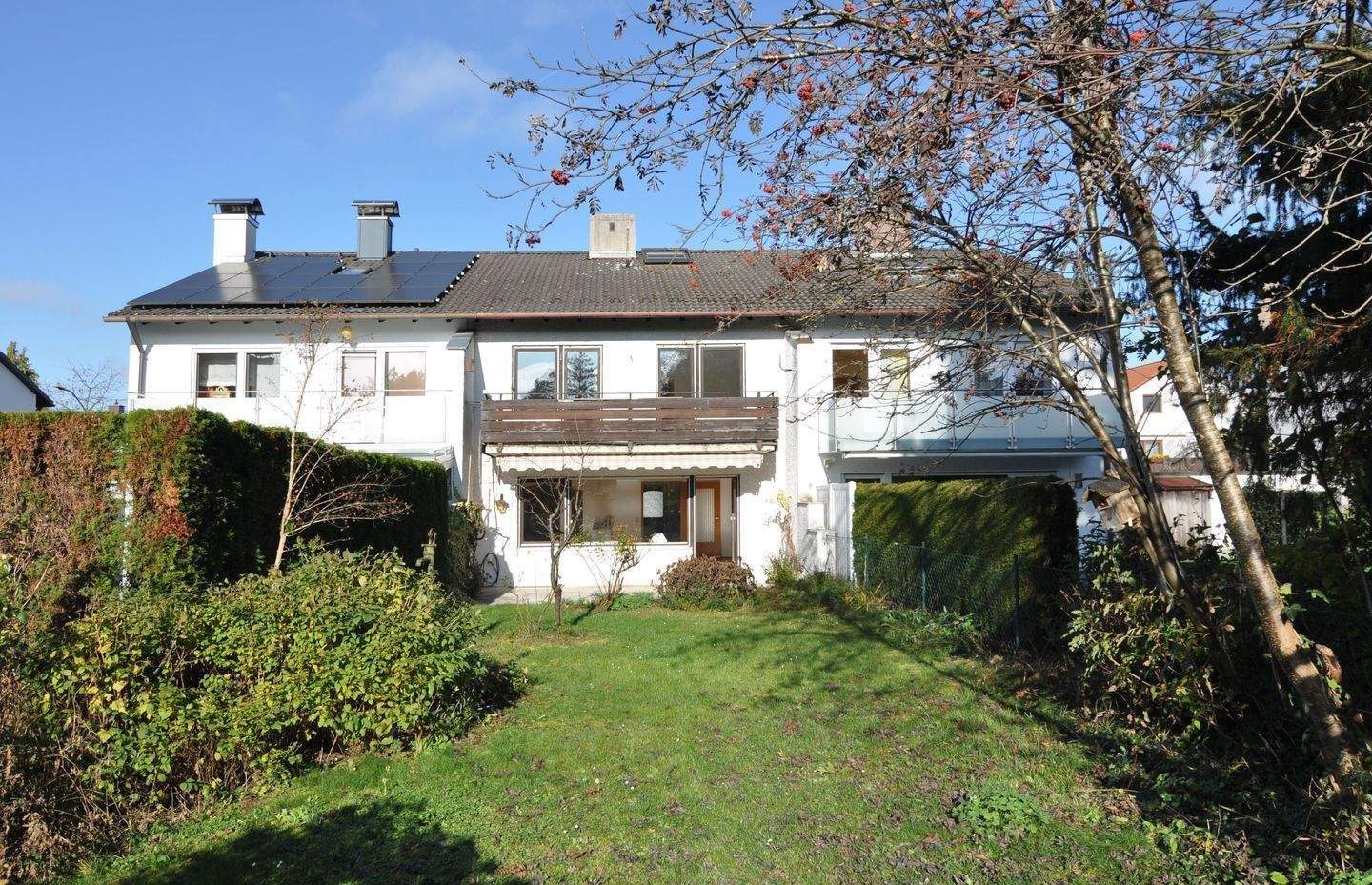 großzügige 240m² Wohn-/Nutzfläche + großer, sonniger Südgarten in familienfreundlicher Lage – München – Vorschaubild 8