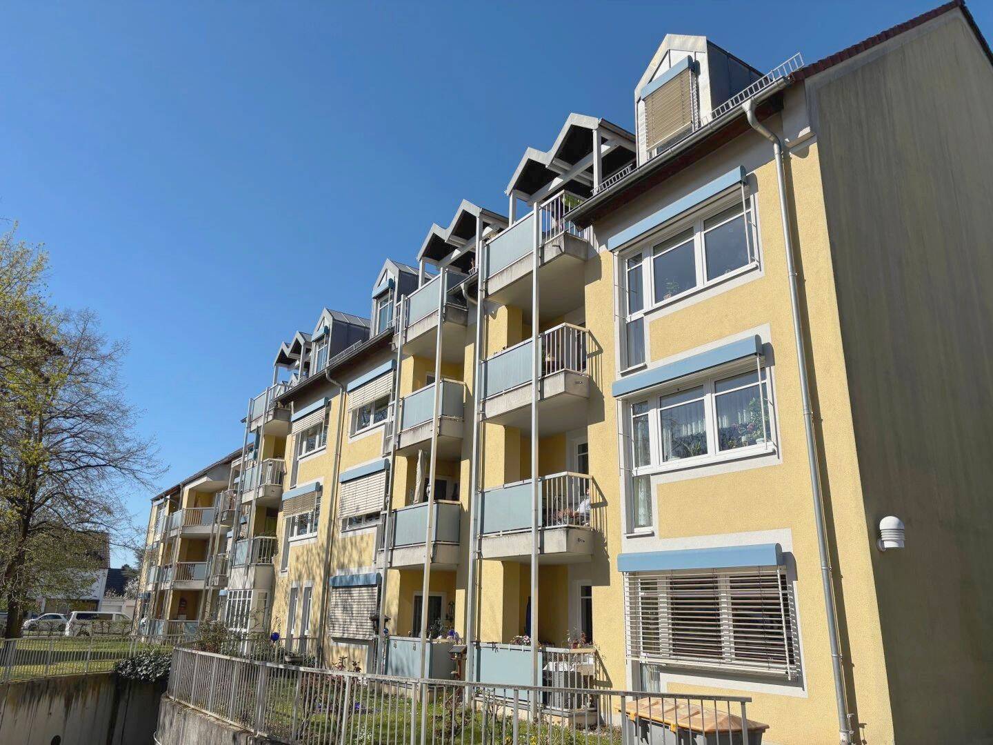 Wohnstift Lobetal: Vermietete 2-Zimmer-Eigentumswohnung in Nürnberg - Röthenbach b. Schweinau