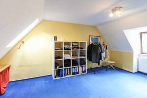 Doppelhaushälfte mit 1.039 m² Traumgarten & Einliegerwohnung - viel Platz für Ihre Zukunft – 22523 Hamburg – Vorschaubild 9