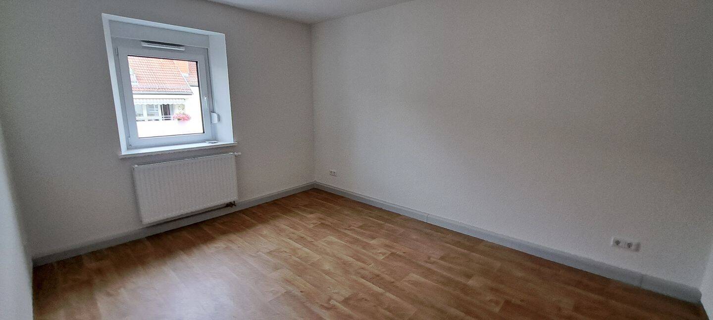Ihre Chance auf ein neues Zuhause: Sanierte 3-Zimmer-Wohnung im 4. OG mit Balkon in 90763 Fürth! – Fürth – Vorschaubild 6