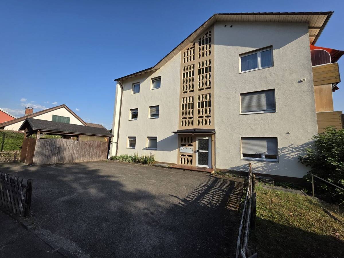 4 Zi.-ETW/1.OG mit Balkon/Garage Ruhige Lage! – 79541 Lörrach – Bild 1 von 9