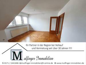 3 Zi. Wohnung (Nr. 6) im DG (2. OG) mit Balkon und Garage