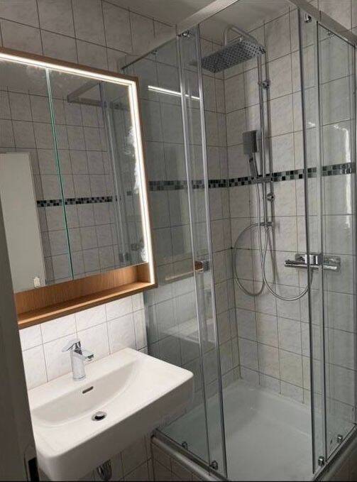 Modernes 1-Zimmer Apartment mit Balkon in Erlangen – Erlangen – Vorschaubild 5
