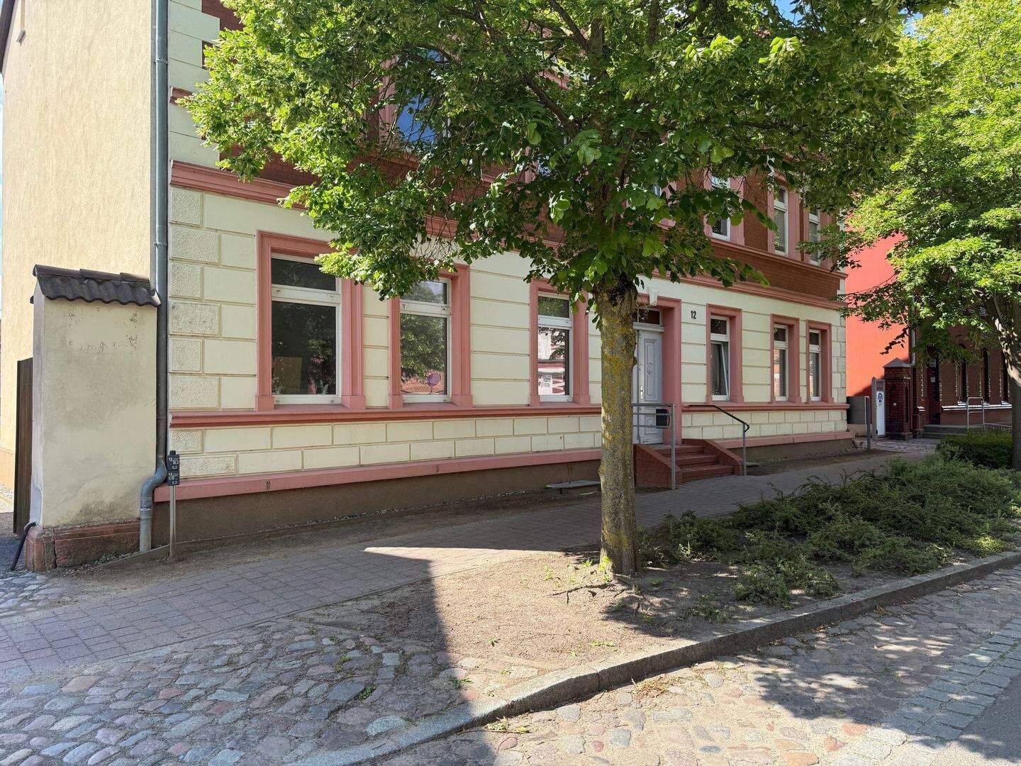 Charmante 2-Zimmer-Wohnung in Jarmen mit idealer Anbindung
