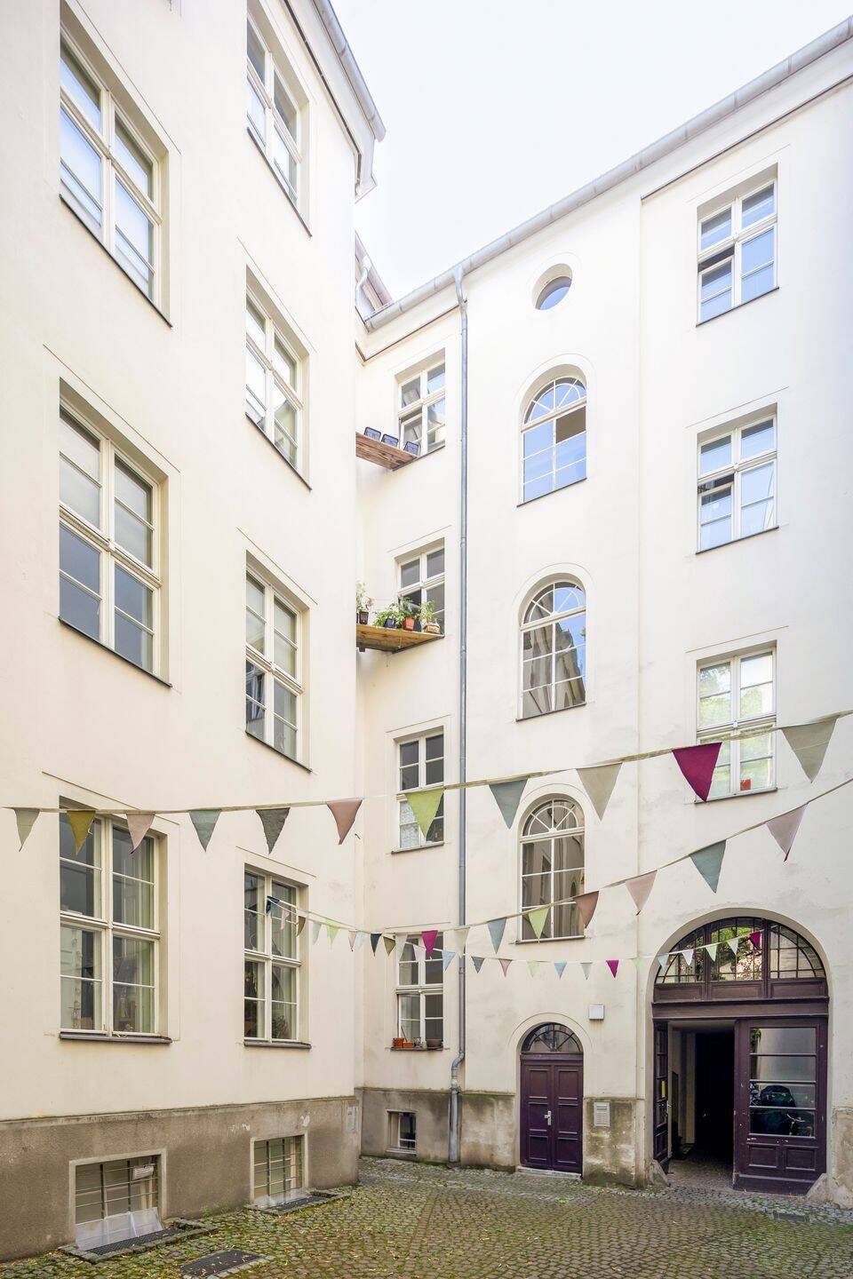 Leer ab 07/2028: stilvolle 4-Zimmer-Altbauwohnung, Toplage Berlin-Mitte - nahe Scheunenviertel! – Berlin – Vorschaubild 5