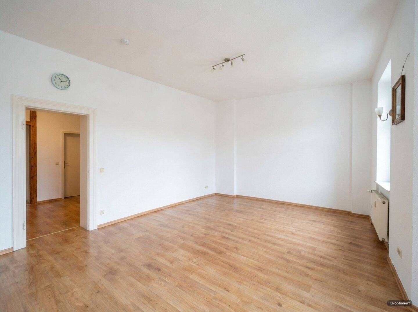 Schöne 2-Zimmer-Wohnung mit Einbauküche im Erdgeschoss