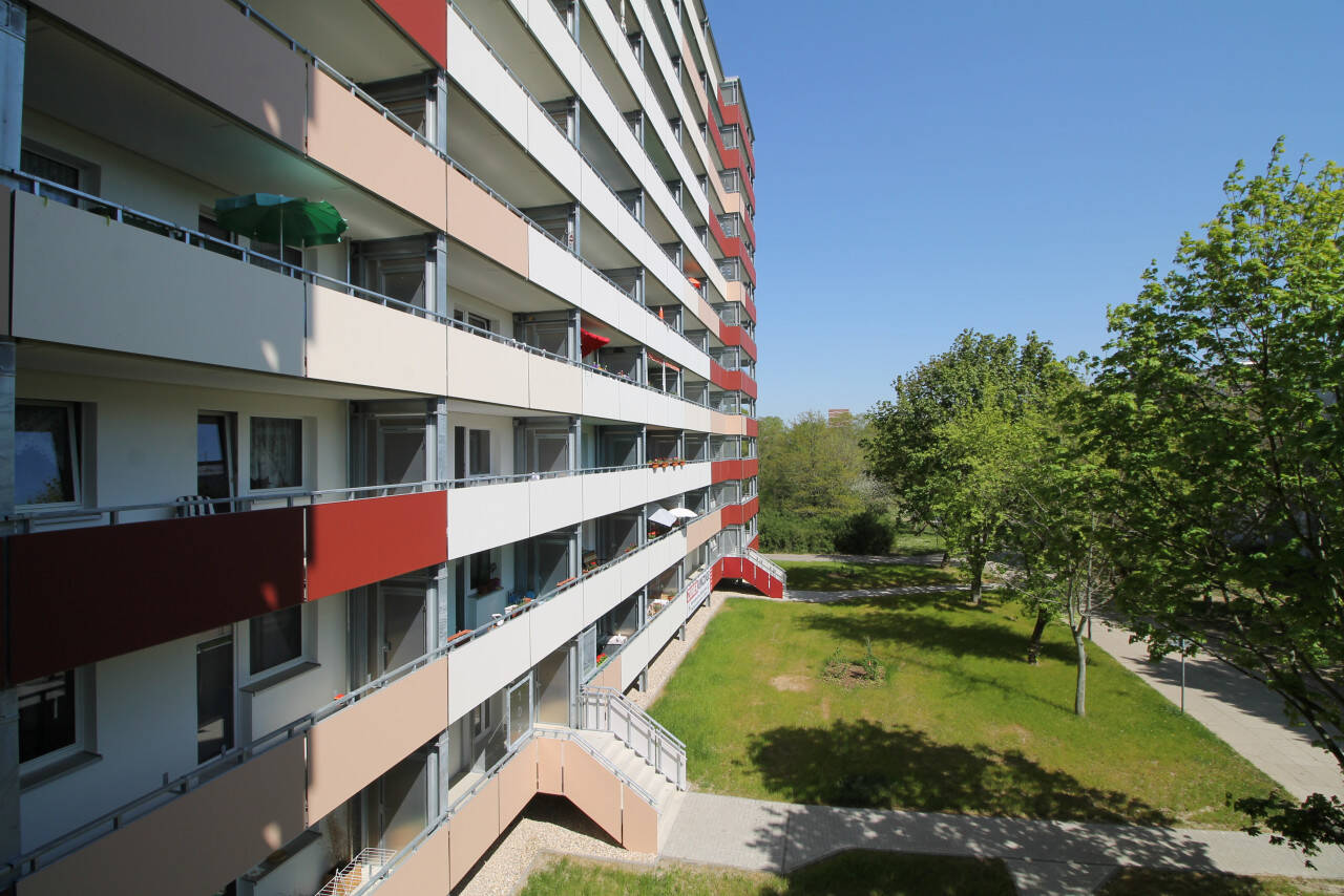 Ideal geschnittene Einraumwohnung, Südbalkon, beste Einkaufsmöglichkeiten – Leipzig – Vorschaubild 6