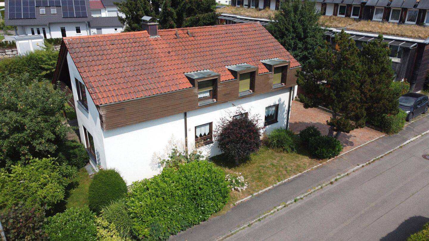 +++Einfamilienhaus in guter Wohnlage von Aulendorf+++ – Aulendorf – Bild 1 von 9