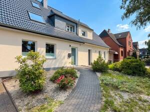 Teilsanierte Doppelhaushälfte mit traumhaftem Garten in guter Wohnlage in HH-Billstedt - Wentzel Dr. – 22117 Hamburg – Vorschaubild 7