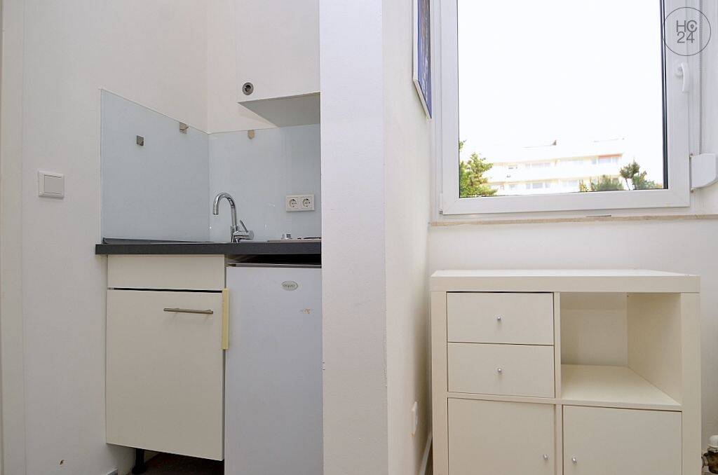 Schön möbliertes Apartment mit WLAN in Fürth – Fürth – Vorschaubild 3