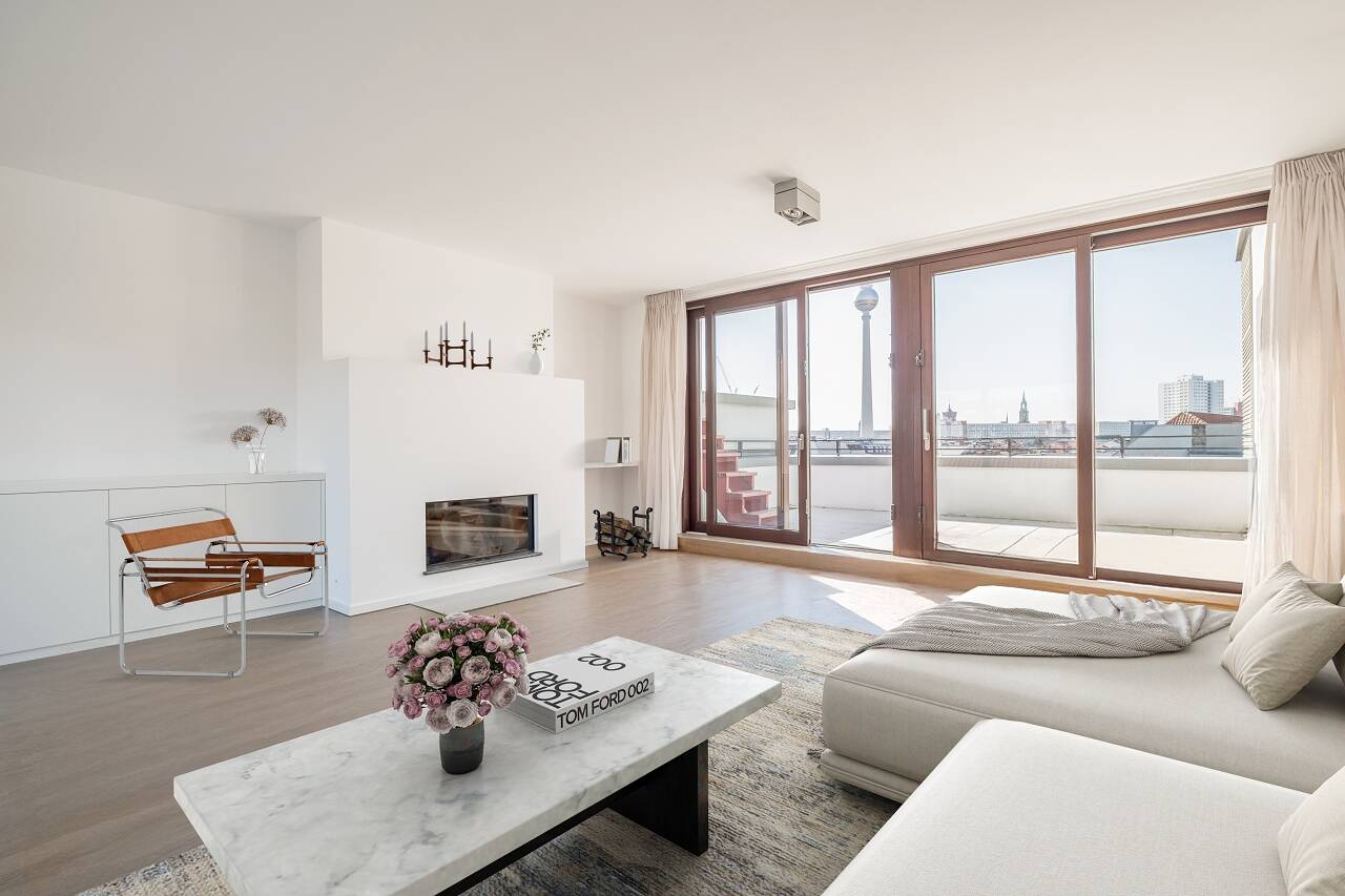 Elegantes Familiendomizil - Penthouse-Maisonette über den Dächern des Scheunenviertels – Berlin – Bild 1 von 9