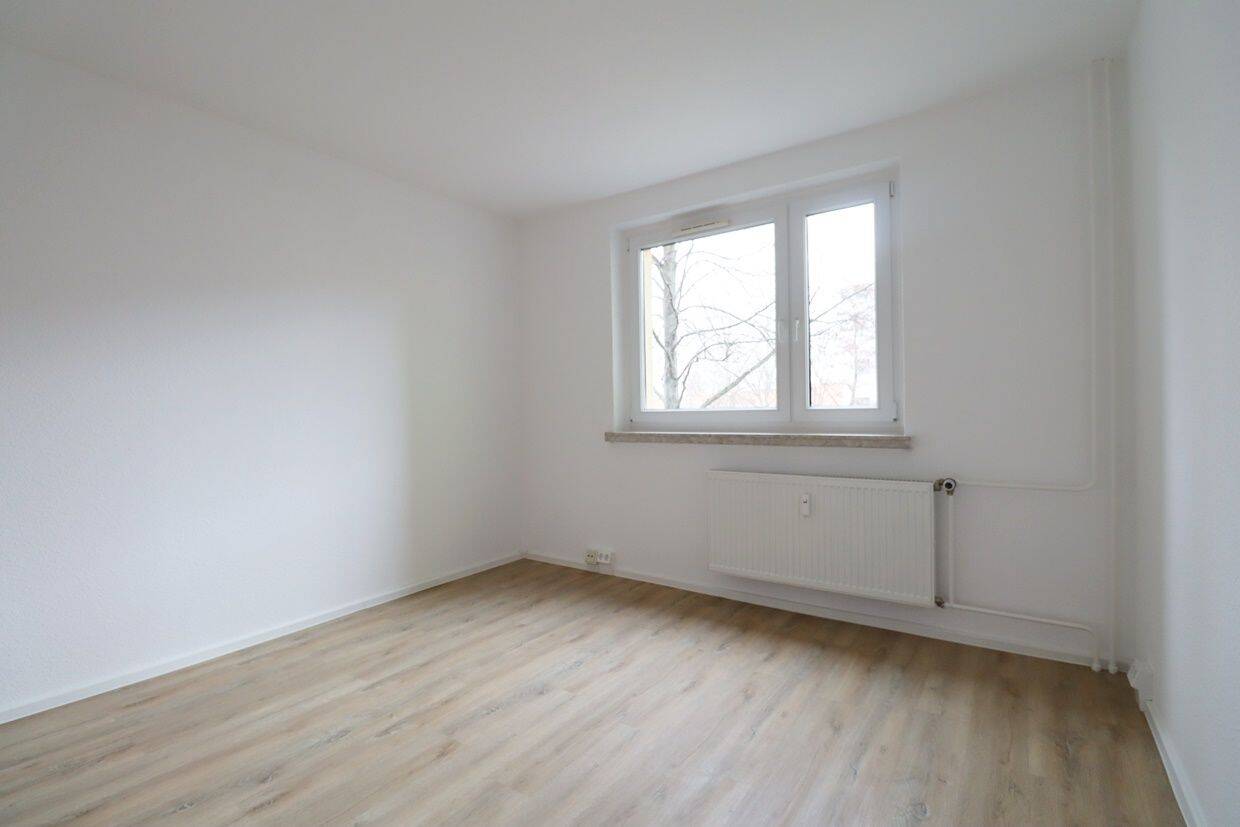2- Raumwohnung mit Balkon und EBK – Chemnitz – Vorschaubild 4
