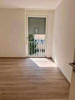 München-Untergiesing/Harlaching: Grundsanierte helle 2-Zimmer-Wohnung mit eigenem Balkon – Erstbezug nach Sanierung – 81547 München – Vorschaubild 7