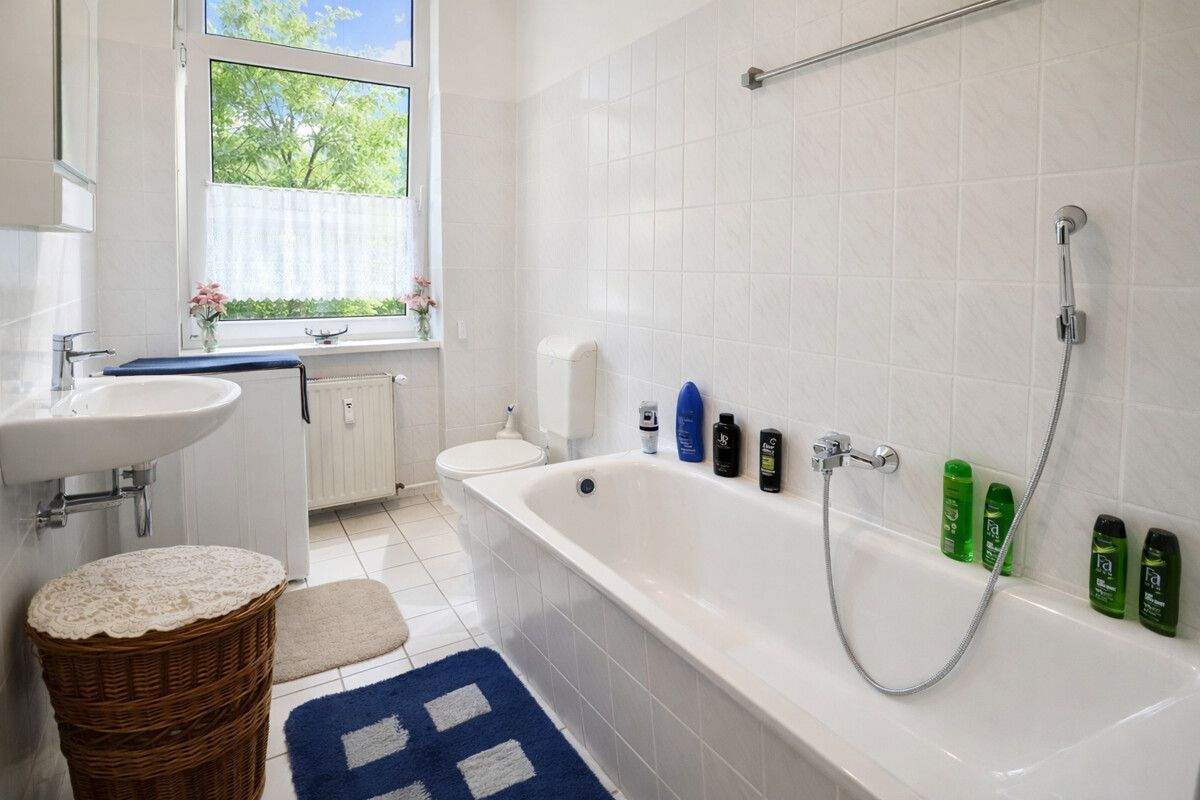 Einziehen & Wohlfühlen - kompakte Wohnung mit Altbauflair – Magdeburg – Vorschaubild 3