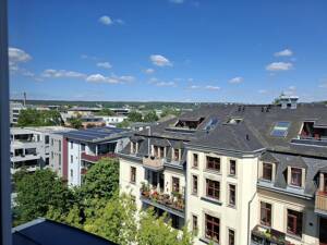 Schicke solide vermietete 3-Zimmer-ETW * Dresden-Striesen * ca. 88 m² * schöne Terrasse * TG möglich – 1309 Dresden – Vorschaubild 2
