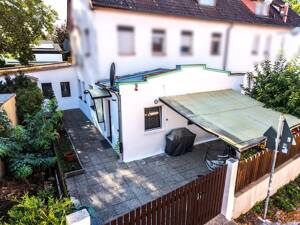 Zwei Wohneinheiten, ein besonderes Zuhause - ca. 160 m² mit großer Terrasse