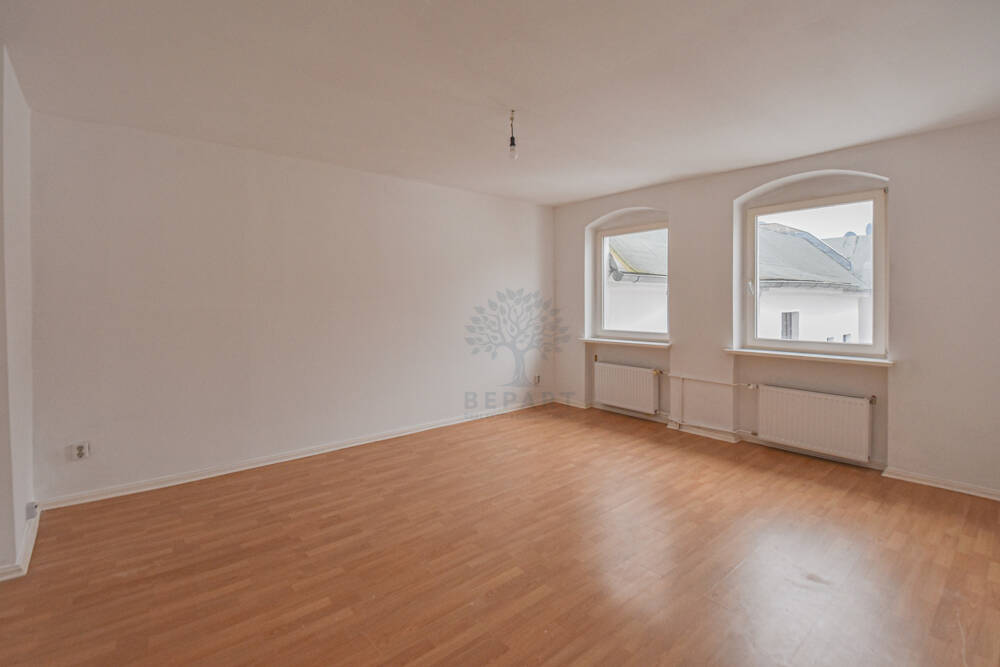 GRÄFEKIEZ - GANZ OBEN WOHNEN! SCHICKE UND HELLE ALTBAUWOHNUNG! PERFEKT GESCHNITTEN! PROVISIONSFREI! – Berlin – Vorschaubild 2