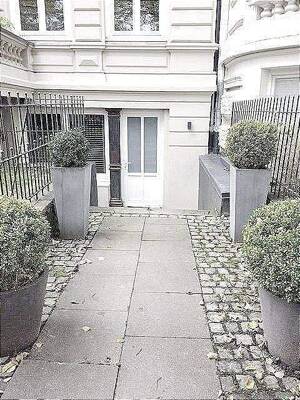 Wohnung mit Charakter/ Wohnen und Arbeiten/ eigener Eingang mit überdachter Terrasse / Küche mit Zugang zur Terrasse und Gemeinschaftsgarten/ – 20146 Hamburg – Vorschaubild 4