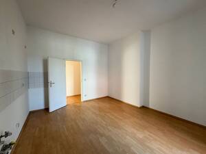 Charmante 3-Zimmer-Wohnung in zentraler Lage mit Balkon – 39104 Magdeburg – Vorschaubild 9