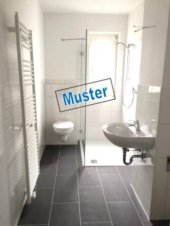 Sanierte 2-Zimmer-Wohnung - Haus mit Aufzug, Bad mit Superplan-Dusche – Düsseldorf – Vorschaubild 3