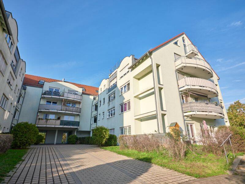 Große 3-Raum-Wohnung mit Terrasse - ideal geschnitten