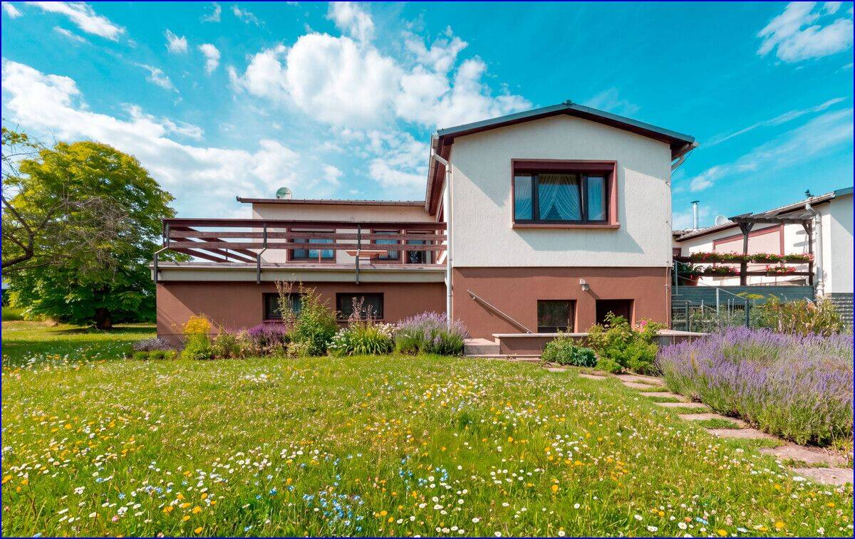 Wohnen, wo Meißen am schönsten ist - großzügiges Reihenendhaus mit herrlichem Grundstück