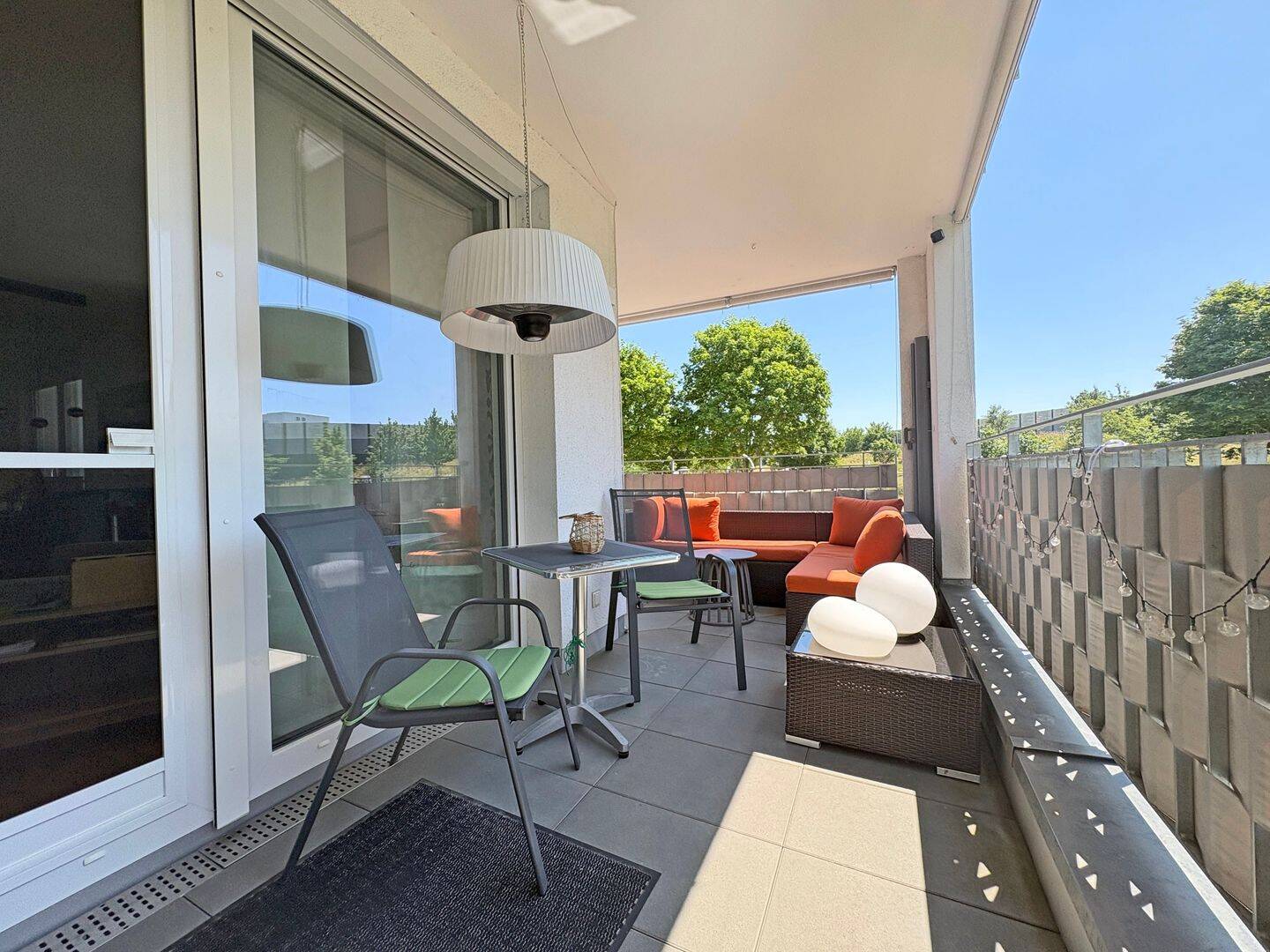 3 ZIMMER - BALKON - BAD MIT FENSTER