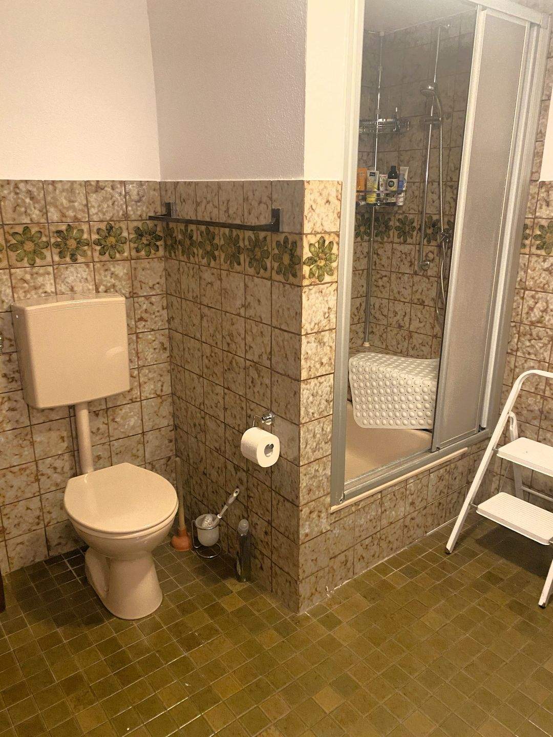 Im Herzen von ERSINGEN - älteres 1 bis 2 Familienhaus - ideal für Handwerker – Kämpfelbach – Vorschaubild 8