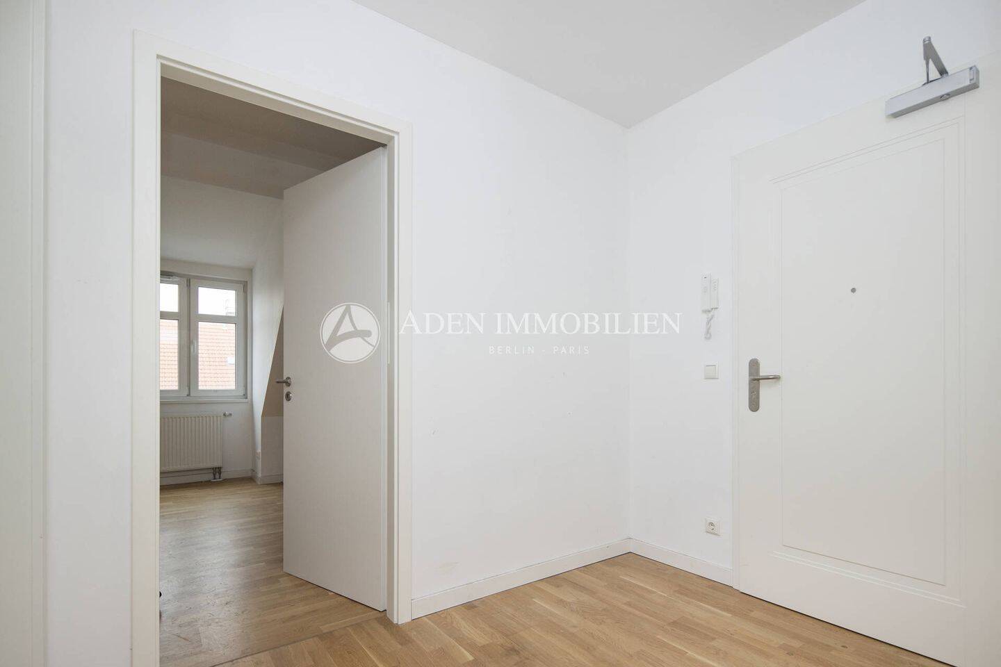 3-Zi. top Zustand - 2021 fertig! EBK, Ost-Balkon & extra Raum! – Berlin – Vorschaubild 4