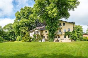 WUNDERSCHÖNER HISTORISCHER LANDSITZ AM ALSTERLAUF IN HAMBURG. – 22397 Hamburg – Vorschaubild 4