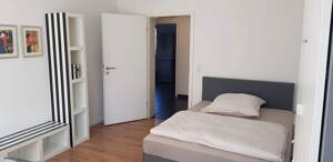 Möblierte 2-Zimmer-Wohnung mit großer Küche in Deutz - kurzfristige Anmietung möglich – 50679 Köln – Vorschaubild 3