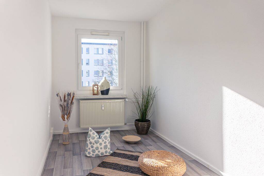 3-Zimmer-Wohnung mit Einbauküche – Chemnitz – Vorschaubild 3