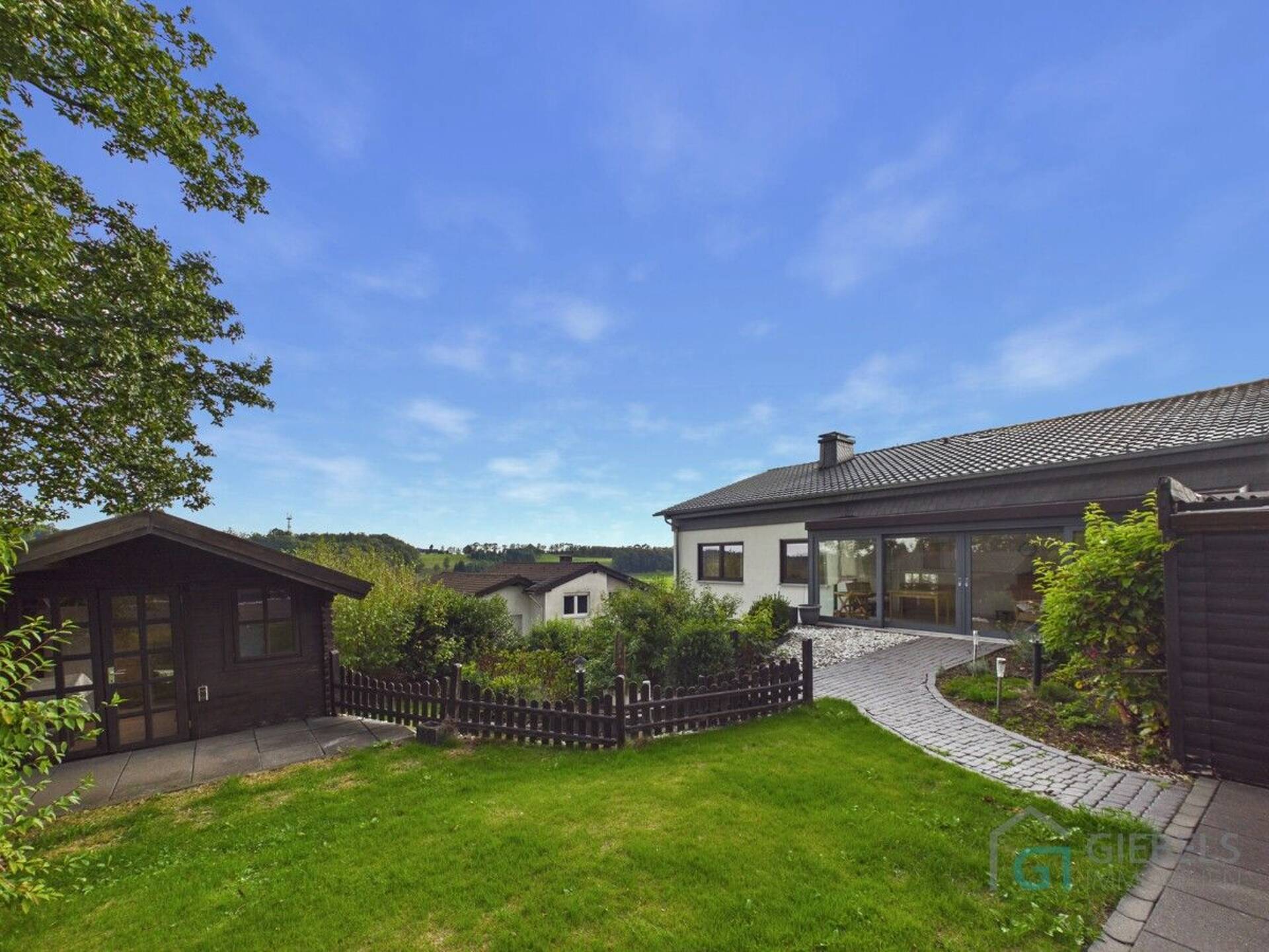 Mehrfamilienhaus in 58540 Meinerzhagen mit 172,24 m² kaufen