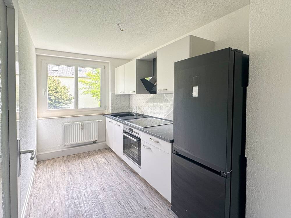 !! Grün und Ruhig Wohnen !! Helle 2-Zimmer-Wohnung mit Einbauküche und Tageslichtbad