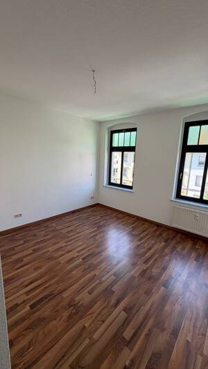 2 Zimmer, Südbalkon, Wanne, ruhige Lage ... – 8058 Zwickau – Vorschaubild 4