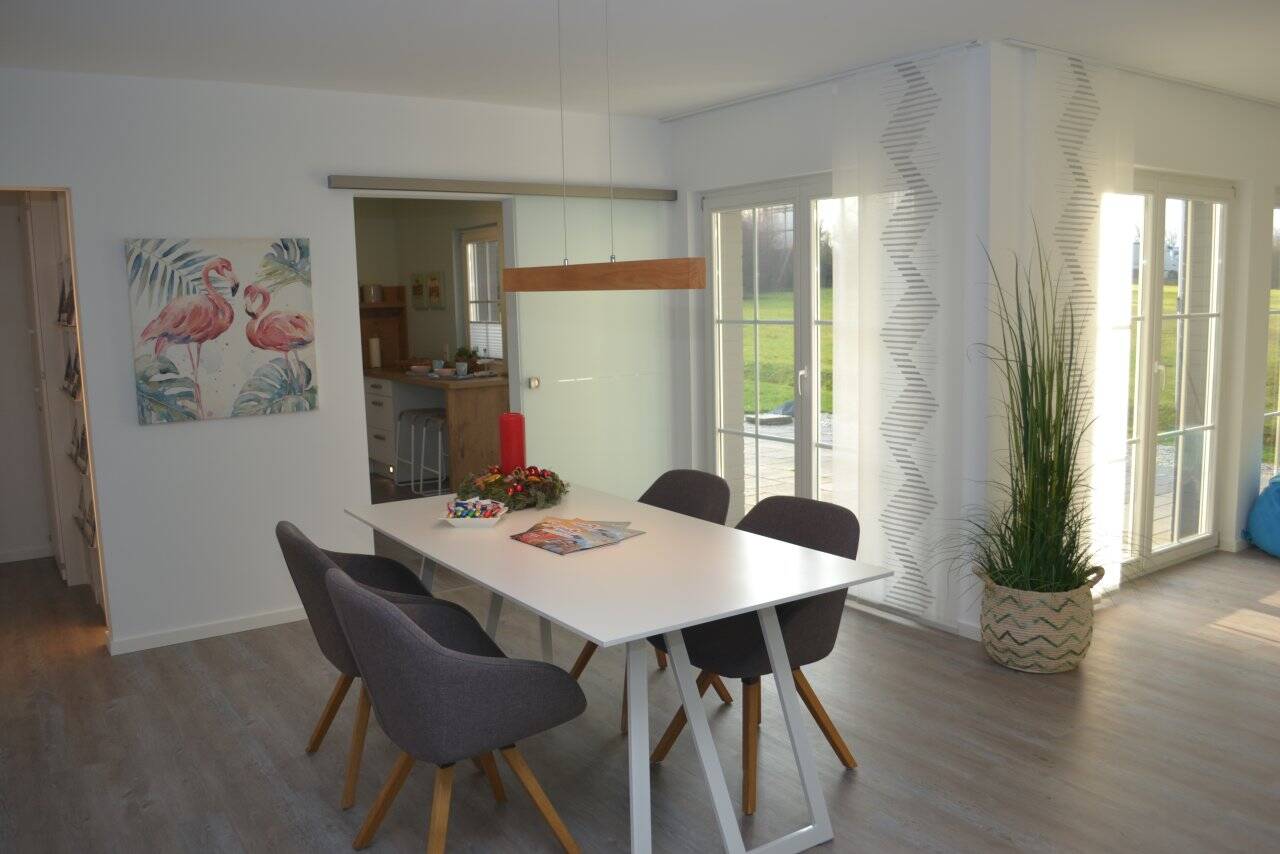 Ein perfektes Zuhause, das keine Wünsche offen lässt. – Thiendorf – Vorschaubild 8
