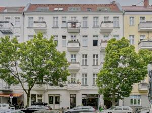 4,5-Zi.-Altbauwohnung im Winsviertel mit Ausbaupotenzial & zwei Balkonen