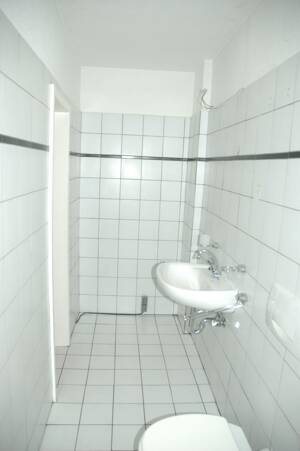 Attraktives, voll vermietetes Vierparteienhaus in Gelsenkirchen! – 45883 Gelsenkirchen – Vorschaubild 9
