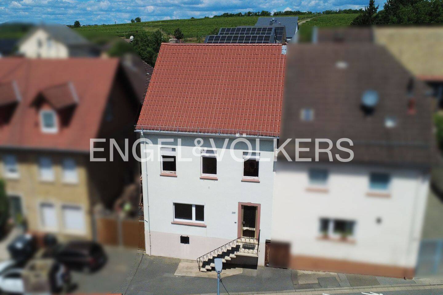 Rohdiamant mit Potenzial und privatem Innenhof in Lörzweiler