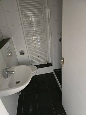 Gemütliche Zimmer in 4er WG in D-Lierenfeld zu vermieten – 40231 Düsseldorf – Vorschaubild 5