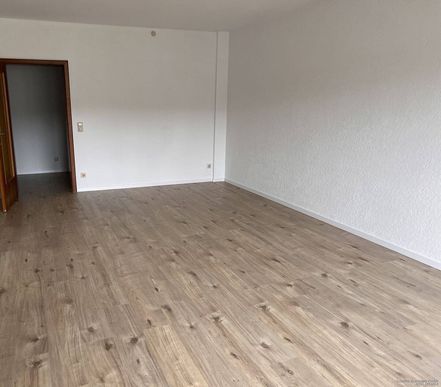 Zentrale 2-ZKB- Wohnung in Saarbrücken zu vermieten – Saarbrücken – Vorschaubild 3