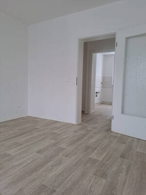 Wir sanieren für Sie! 3 Zimmer-Wohnung mit Balkon in Merseburg Nord – 6217 Merseburg – Vorschaubild 4
